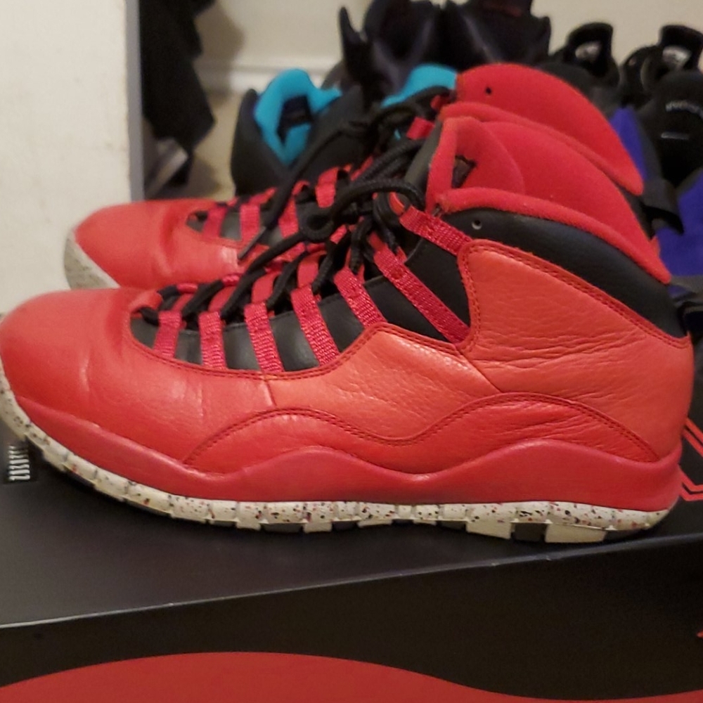 Jordan Retro 10 Bulls over Broadway